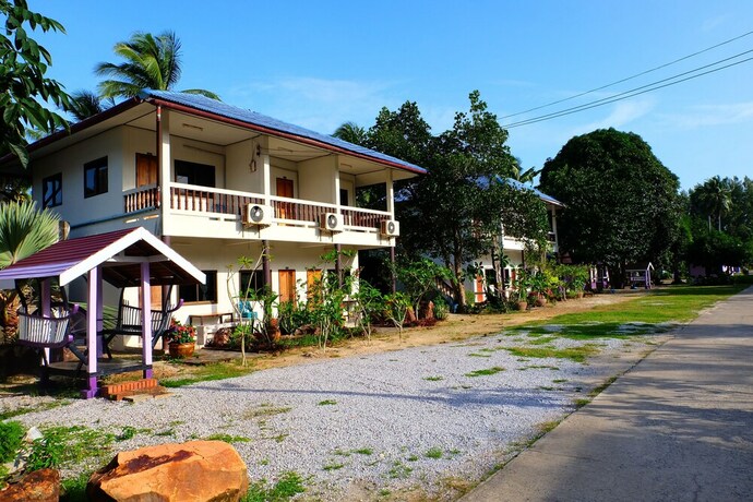 Imagen general del Hotel Roong Arun Resort, Chaiya. Foto 16