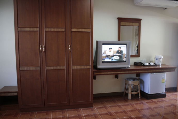 Imagen de la habitación del Hotel Roongruang. Foto 6