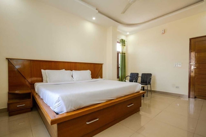 Imagen de la habitación del Hotel Roop. Foto 8