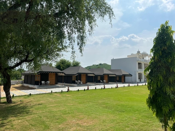 Imagen de la habitación del Hotel Roop Garh Palace. Foto 10
