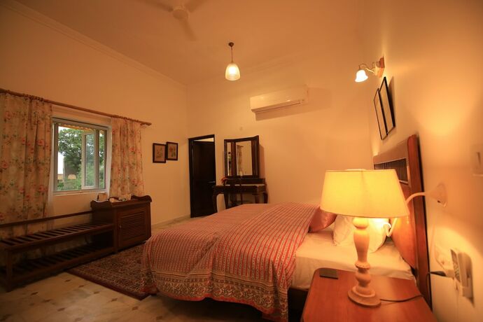 Imagen de la habitación del Hotel Roop Niwas Kothi. Foto 16