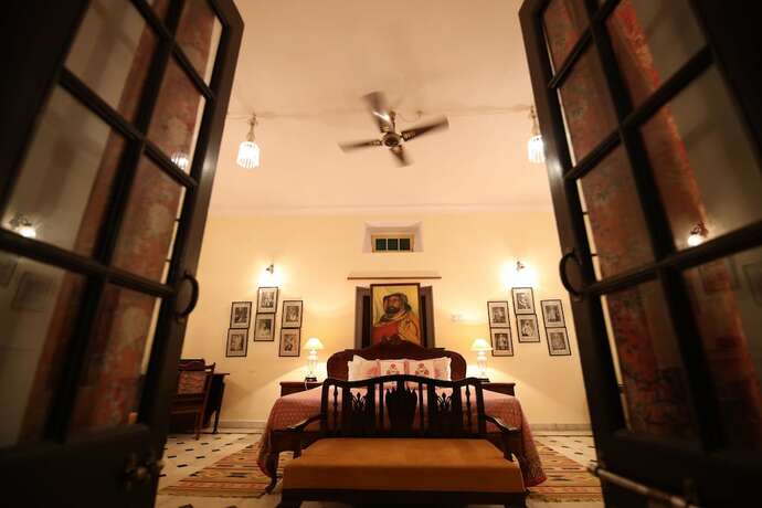 Imagen de la habitación del Hotel Roop Niwas Kothi. Foto 21