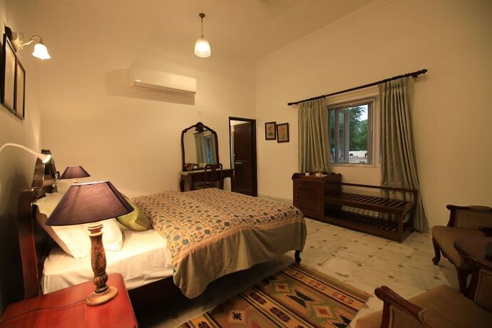 Imagen de la habitación del Hotel Roop Niwas Kothi. Foto 24