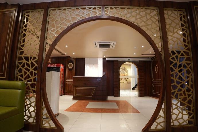 Imagen de los interiores del Hotel Roop Vihar Resort. Foto 12