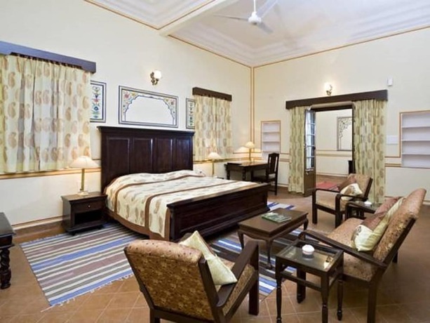 Imagen de la habitación del Hotel Roop Vilas Palace. Foto 8