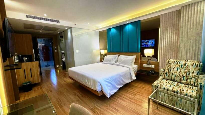 Imagen de la habitación del Hotel Roopa Elite. Foto 23