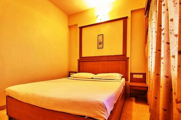 Imagen de la habitación del Hotel Roopa. Foto 20