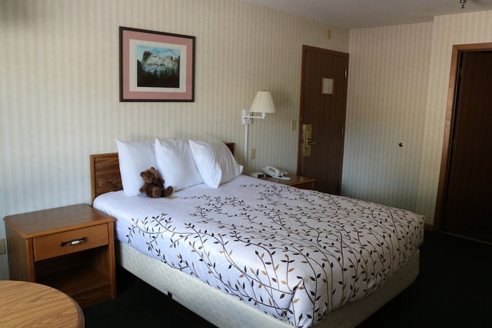 Imagen de la habitación del Hotel Roosevelt Inn Mount Rushmore. Foto 16