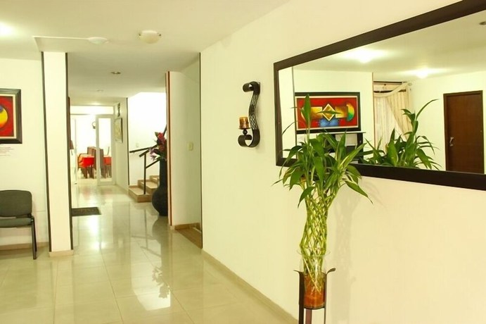 Imagen de los interiores del Hotel Roosevelt Plaza. Foto 19