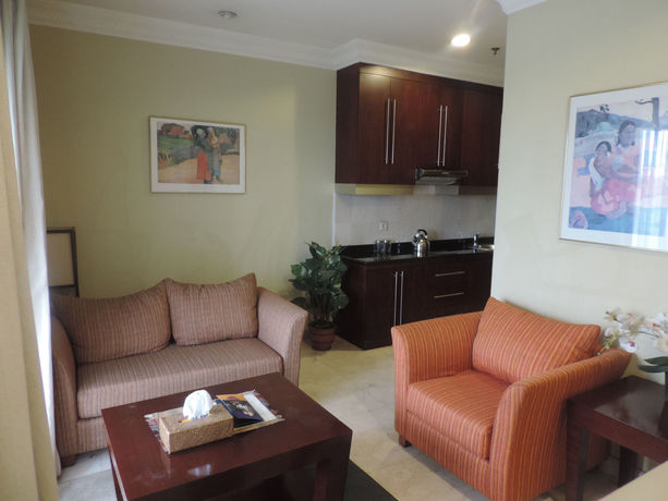 Imagen de la habitación del Hotel Roosseno Plaza. Foto 3