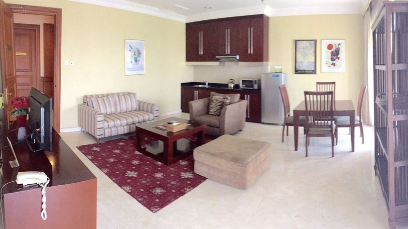 Imagen de los interiores del Hotel Roosseno Plaza. Foto 12