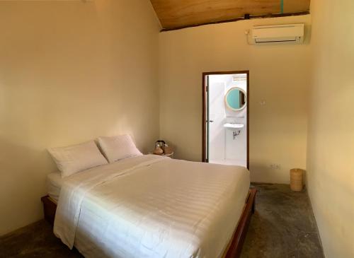 Imagen general del Hotel Roots Trawangan. Foto 8