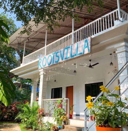 Imagen de los interiores del Hotel Rootsvilla Hostel Goa. Foto 18