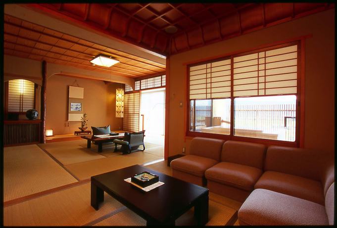 Imagen de la habitación del Hotel Roppokan. Foto 2