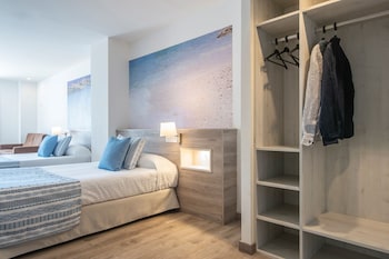 Imagen de la habitación del Hotel Roquetas El Palmeral by Pierre & Vacances. Foto 11