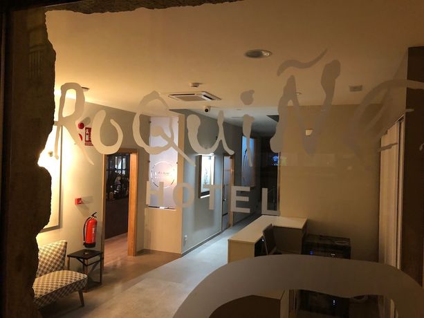 Imagen de los interiores del Hotel Roquiño. Foto 14