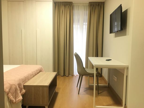 Imagen de la habitación del Hotel Roquiño. Foto 10