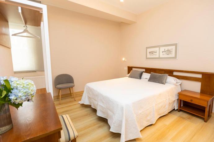 Imagen de la habitación del Hotel Ros Mary. Foto 3