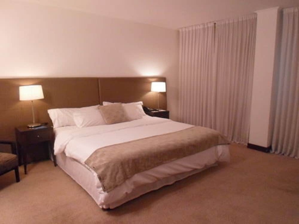 Imagen de la habitación del Hotel Ros Tower. Foto 9