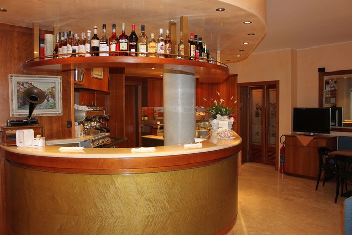 Imagen del bar/restaurante del Hotel Rosa, Abano Terme. Foto 6