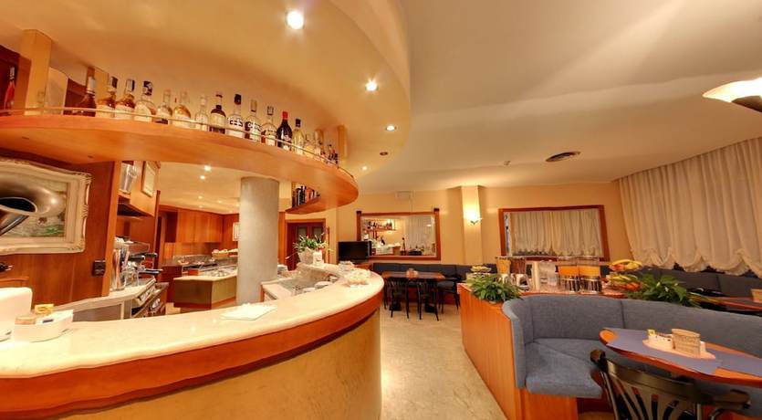 Imagen del bar/restaurante del Hotel Rosa, Abano Terme. Foto 7