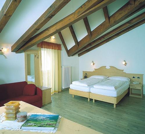 Imagen de la habitación del Hotel Rosa Alpina. Foto 6