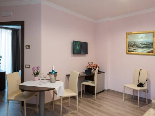 Imagen de la habitación del Hotel Rosa, Baveno. Foto 11