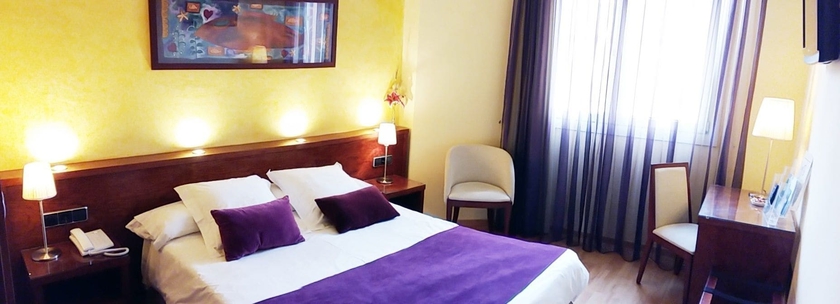 Imagen de la habitación del Hotel Rosa, Begur. Foto 3