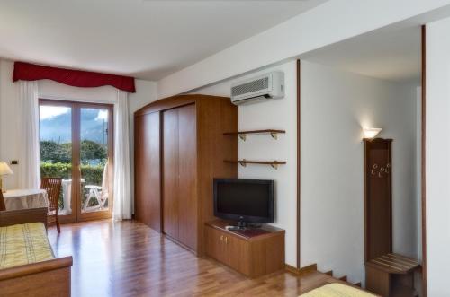 Imagen de la habitación del Hotel Rosa, Cassone. Foto 9