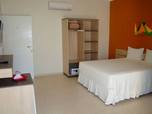 Imagen general del Hotel Rosa Da Ilha Guaruja - Perto Do Mar. Foto 13