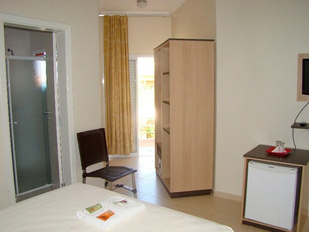 Imagen de la habitación del Hotel Rosa Da Ilha Guaruja - Perto Do Mar. Foto 16