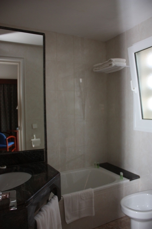 Imagen de la habitación del Hotel Rosa Dels Vents. Foto 6