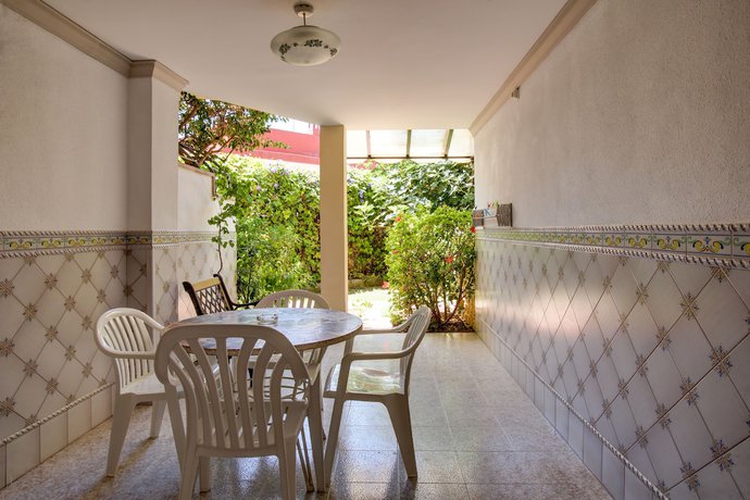 Imagen de la habitación del Hotel Rosa, Denia. Foto 3