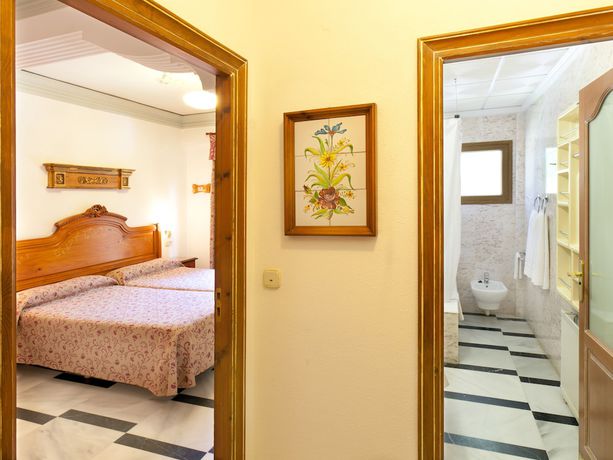 Imagen de la habitación del Hotel Rosa, Denia. Foto 5