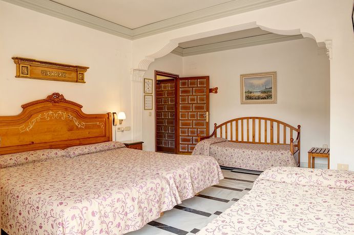 Imagen de la habitación del Hotel Rosa, Denia. Foto 7