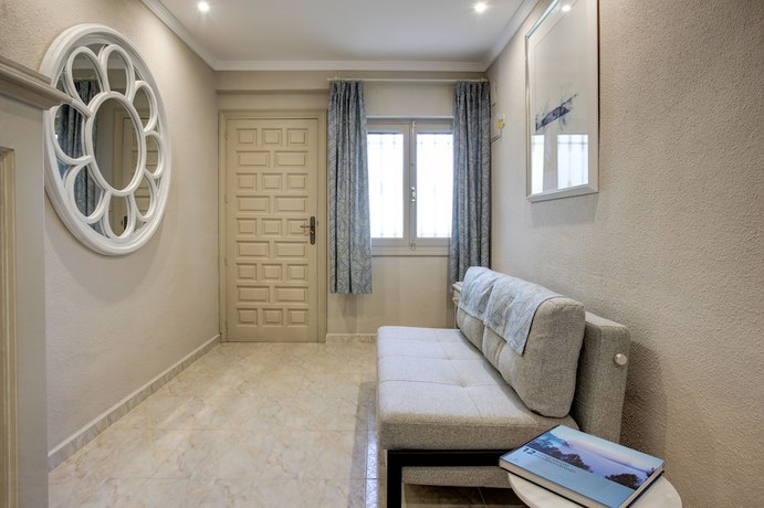 Imagen de la habitación del Hotel Rosa, Denia. Foto 12