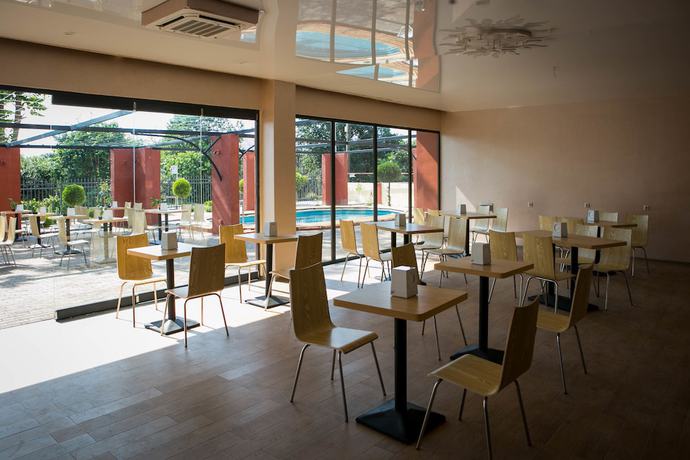 Imagen del bar/restaurante del Hotel Rosa Gonio. Foto 4