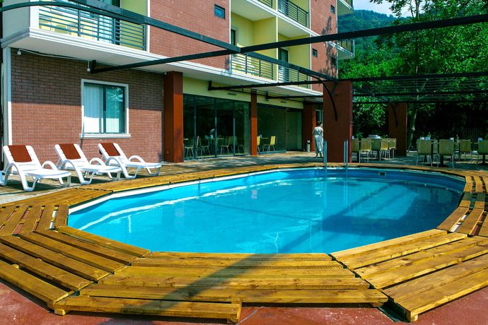 Imagen de la piscina del Hotel Rosa Gonio. Foto 19