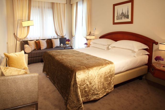Imagen de la habitación del Hotel Rosa Grand Milano. Foto 3