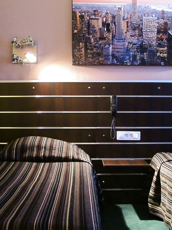 Imagen de la habitación del Hotel Rosa, Lille. Foto 4