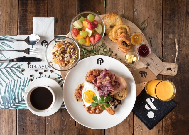 Imagen del bar/restaurante del Hotel Rosa Malacca. Foto 7