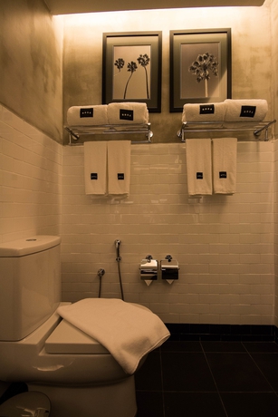 Imagen de la habitación del Hotel Rosa Malacca. Foto 11