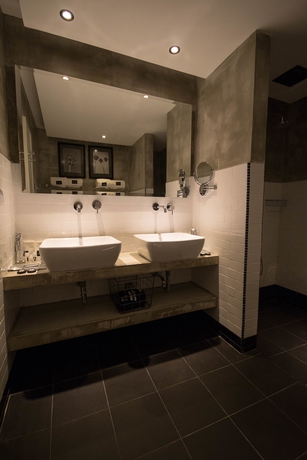 Imagen de la habitación del Hotel Rosa Malacca. Foto 12