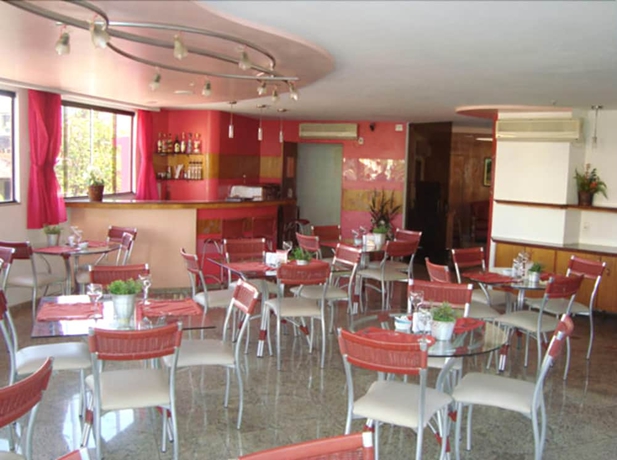 Imagen del bar/restaurante del Hotel Rosa Mar. Foto 6