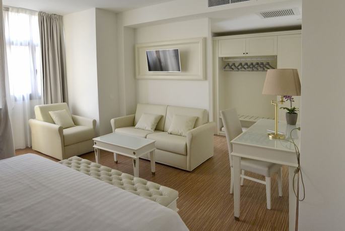 Imagen de la habitación del Hotel Rosa Purpurea. Foto 9