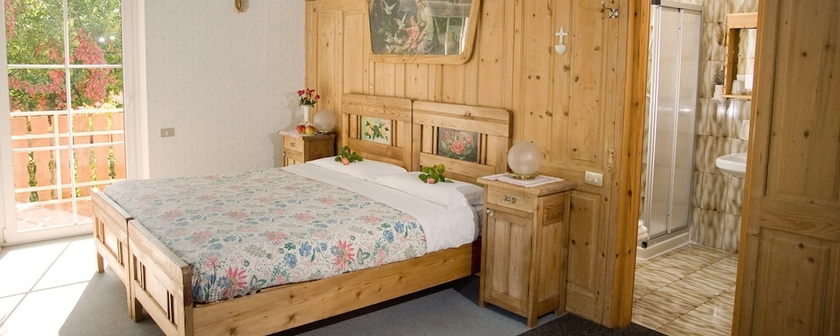 Imagen de la habitación del Hotel Rosa Resort. Foto 4