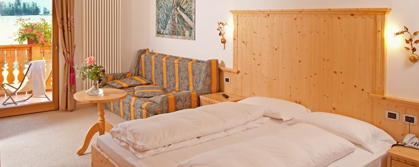 Imagen de la habitación del Hotel Rosa Resort. Foto 6