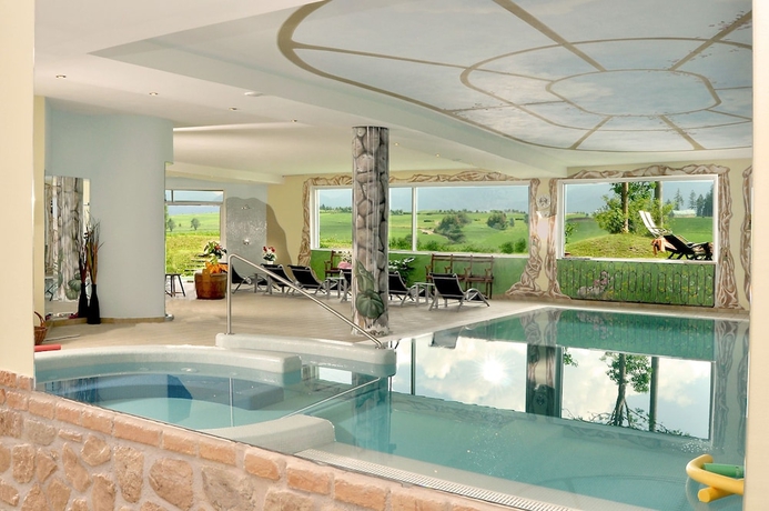 Imagen de la piscina del Hotel Rosa Resort. Foto 19