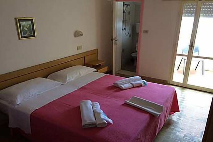 Imagen de la habitación del Hotel Rosa, Rimini. Foto 13