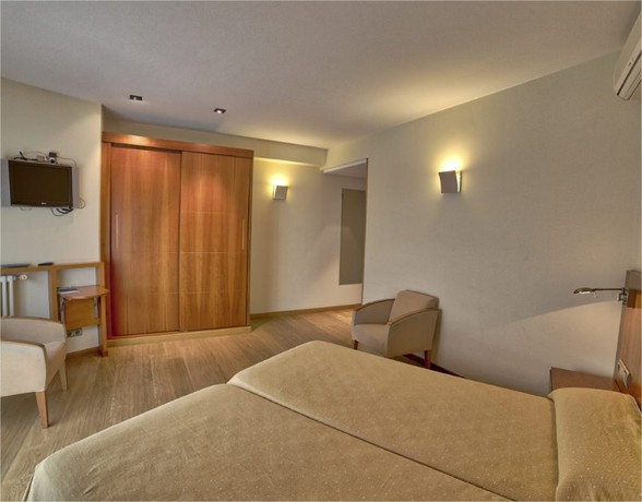 Imagen general del Hotel Rosa Rosae Pr. Foto 3